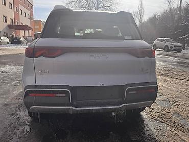 BYD: BYD Yuan Up: 2025 г., Автомат, Электромобиль, Кроссовер — 9