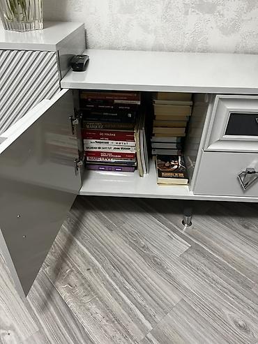 embawood tv stendler: Tv altlığı satılır. Real alıcılar əlaqə saxlasın. Embawood’dan alınıb — 4