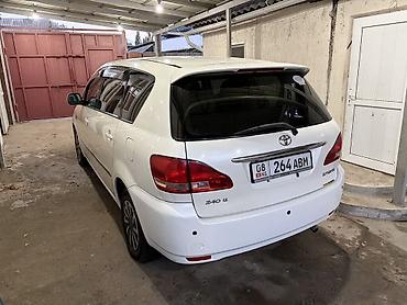 Toyota Ipsum: 2002 г., 2.4 л, Автомат, Бензин, Вэн/Минивэн — 4