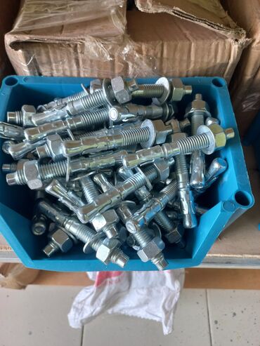 Qaykalar: Metiz və bərkidici məhsulların geniş seçimi Məhsul çeşidləri: - — 16