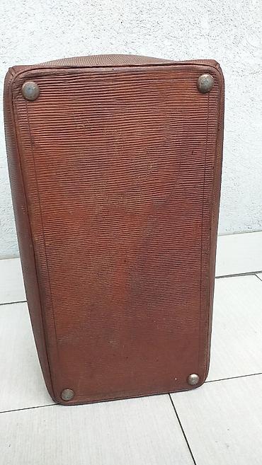 Ostali predmeti za umetnost i kolekcionarstvo: Obijačke tašne model "Alo Bing kako brat" Kožna tašna starinski model — 18