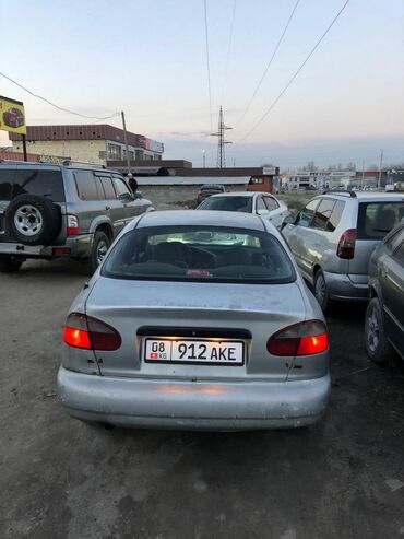 Daewoo: Daewoo Lanos: 1999 г., 1.5 л, Механика, Бензин, Седан