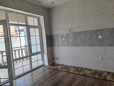 prefabrik evlər: Həyət evi müasir və səliqəli layihə ilə inşa olunub. Evin fasadı açıq — 3