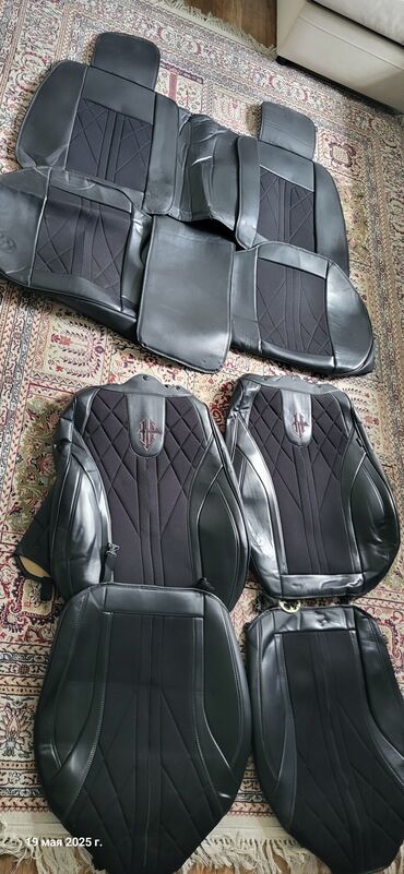 сидение на 124: Чехлы Экокожа, цвет - Черный, Universal Seat cover