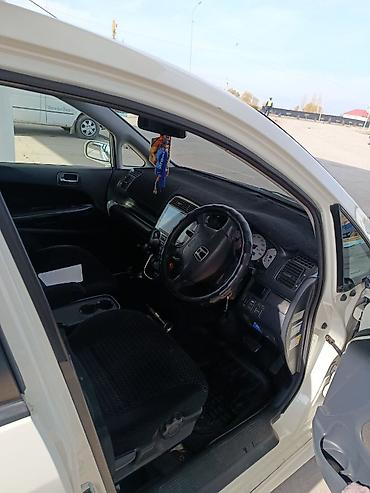 camry 5: Honda Stream: 2003 г., Автомат, Бензин, Минивэн — 3