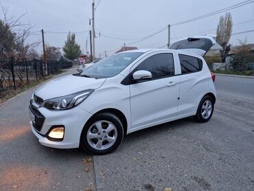 Chevrolet: Chevrolet Spark: 2019 г., 1 л, Вариатор, Бензин, Хэтчбэк — 9