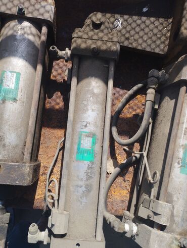 Payalniklər, lehim aparatları: Sənaye pnevmatik silindrləri dəsti - Tip: İkiqat təsirli pnevmatik