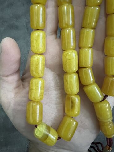 Təsbehlər: Salam çox qədimi 33 dənəli Şirə yağbal kehreba satiram basi cixan — 4