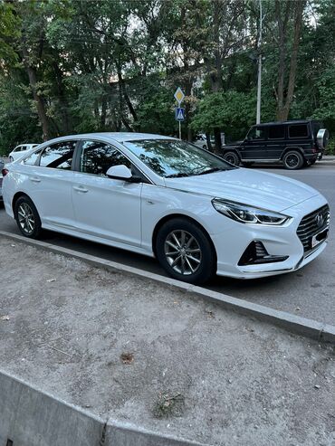 аренда авто хундай соната: Hyundai Sonata: 2017 г., 2 л, Автомат, Бензин