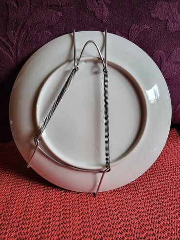 Ostalo posuđe: Tanjir nov za zid Sarajevo 84ta. olimpijada. Porcelanski tanjir na lalafo.rs — 8 Ostalo posuđe: Tanjir nov za zid Sarajevo 84ta. olimpijada. Porcelanski tanjir — 8