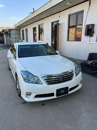 тоята алфарт: Toyota Crown: 3.5 л, Автомат, Гибрид, Седан