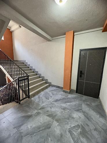 Продажа помещений свободного назначения: Продаётся двух комнатная квартира(можно переделать под трешку) в новом — 2