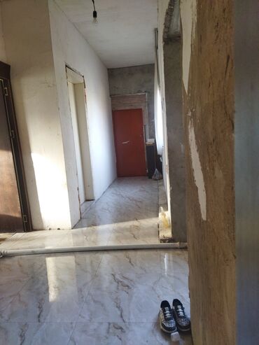 Həyət evləri və villaların satışı: 9 otaq, 200 kv. m, Kredit var, Orta təmir -da lalafo.az — 18 Həyət evləri və villaların satışı: 9 otaq, 200 kv. m, Kredit var, Orta təmir — 18