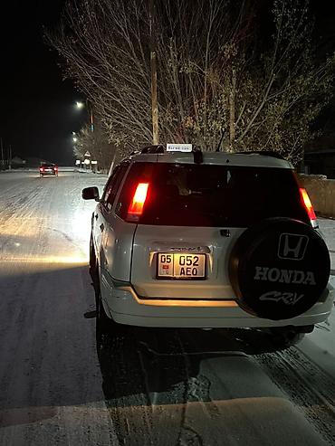 Honda: Honda CR-V: 2000 г., 2 л, Механика, Бензин, Универсал — 8