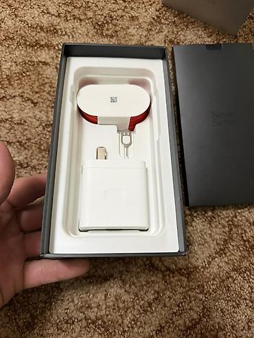 Мобильные телефоны: OnePlus 15T (китайская версия) Комплектация: - Смартфон OnePlus 15T - — 3