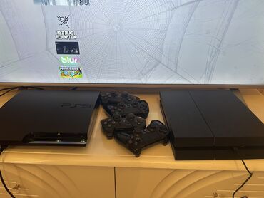 Kompüter, noutbuk və planşetlər: İki ede PlayStation satilir PS 4 fat 500 gb Ps 3 slim 120 gb Heresinin