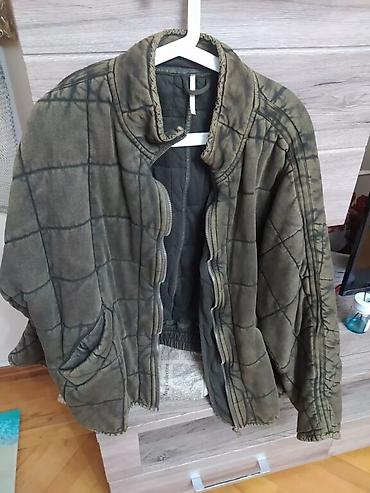 Пуховики и зимние куртки: Продаю шикарнаятеплая,новая,х/б куртка, производство Индия размер — 12