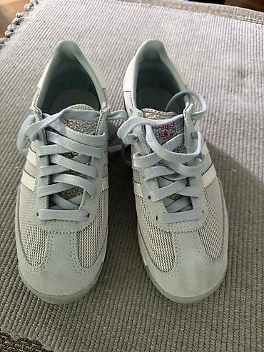 kronos helanke: Adidas Originals ženske patike – retro running stil - Model: Adidas — 2