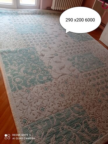 kuca tepiha: Prodaja tepiha iz uvoza,ocuvanih i masinski opranih.Za vise