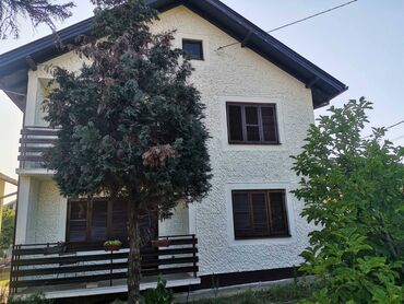 Kuće na prodaju: 224 kv. m, 6 soba — 8