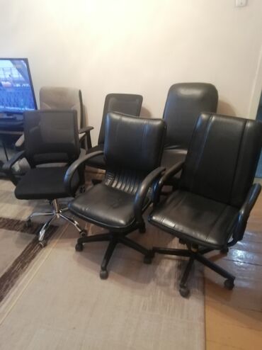 диваны в офис: Офис креслолор, Колдонулган, Дөңгөлөктүү, Өзү алып кетүү