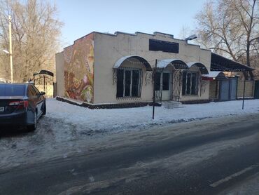 Продается действующий кафе, 5 соток, находится в р-н Аламеден 1 рядом