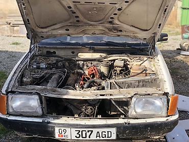 autopark kg: Audi 80: 1984 г., Механика, Бензин, Седан — 4