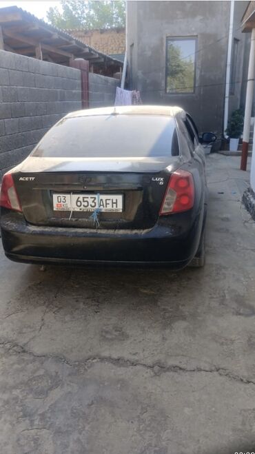 сдаётся авто с последующим выкупом: Daewoo Lacetti: 2003 г., 1.6 л, Механика, Бензин, Седан