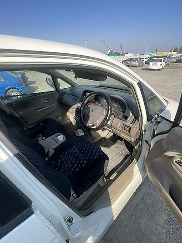 битые авто: Honda Odyssey: 2000 г., 2.3 л, Автомат, Бензин, Минивэн — 4