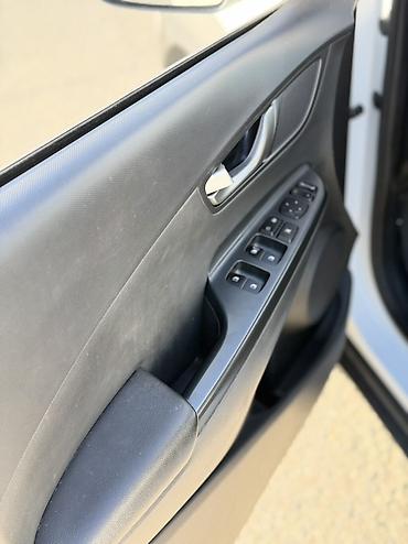 к5 кармашка: Hyundai Kona: 2020 г., 1.6 л, Автомат, Бензин, Кроссовер — 6