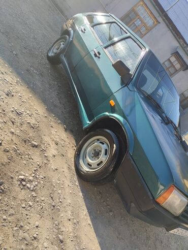 VAZ (LADA): Vaz 2109 hatchback Xüsusiyyətlər: - Kuzov: 5 qapılı hatchback, tünd — 11