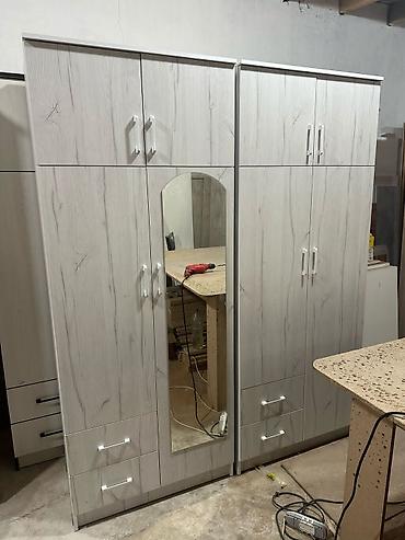 Шифоньеры, шкафы для одежды: Шкаф новый шкафы с зеркалом 8500 ширина 80см глубина 47см высота 2 — 6