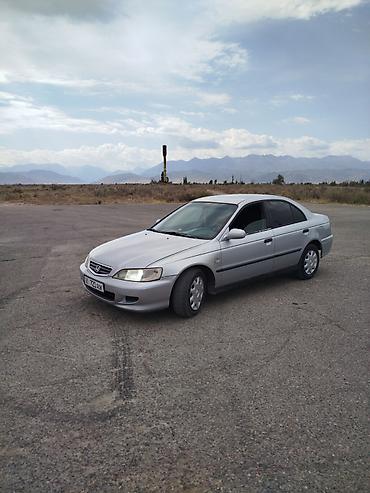 учёт не кыргызстан: Honda Accord: 2002 г., 1.8 л, Механика, Бензин, Седан — 2