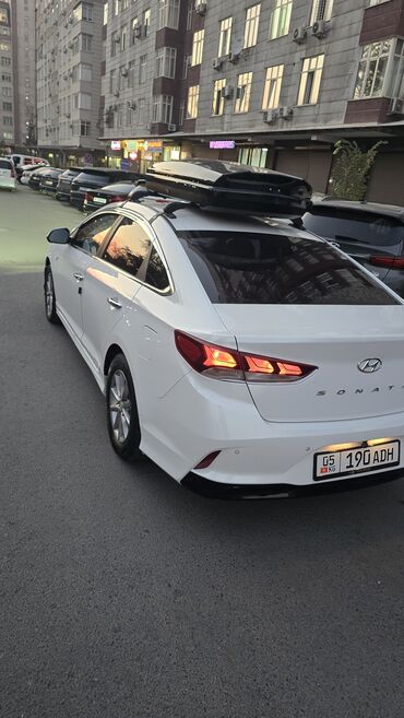 авто гаражное хранение: Hyundai Sonata: 2018 г., 2 л, Автомат, Газ, Седан