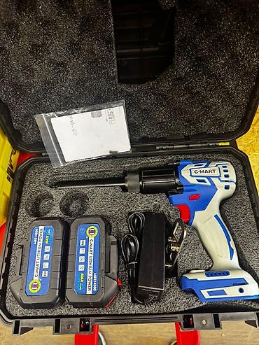зарядная: Аккумуляторный инструмент C-MART W0356 (3-in-1 Cordless Tool) в кейсе — 4