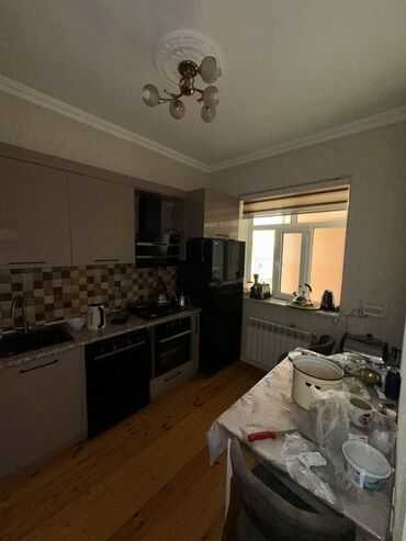 Yeni tikili: 4 otaqlı, Yeni tikili, 140 kv. m — 1