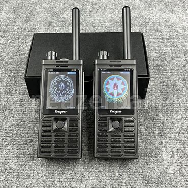 трехсимочный телефон fly: ✅Telefon yenidir ✅ Ratsiya formasında ✅ 3 nömrə dəstəkləyir ✅powerbank