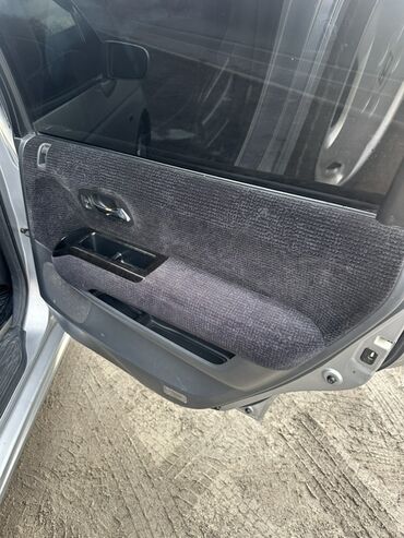 Honda: Honda Odyssey: 2001 г., 2.3 л, Автомат, Бензин, Универсал — 11