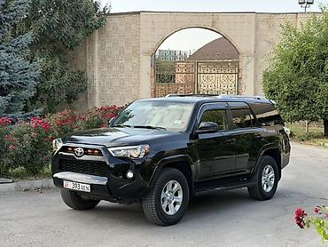 Toyota 4Runner: 2018 г., 4 л, Автомат, Бензин, Внедорожник