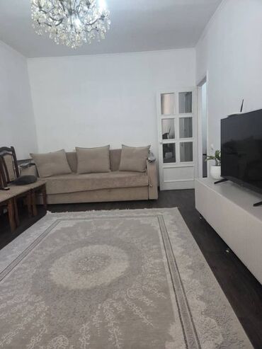 квартира с подсления: 3 бөлмө, 68 кв. м, Косметикалык ремонт