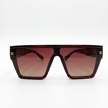 Eynəklər: Gün eynəyi, Ray-Ban — 26
