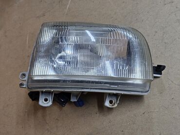Передние фары: Передняя правая фара Daihatsu 1997 г., Б/у, Оригинал, Япония — 4