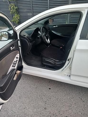 e53 amg: Hyundai Accent: 2011 г., 1.6 л, Механика, Бензин, Седан — 1