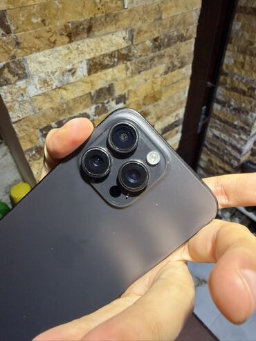 Apple iPhone: IPhone 15 Pro Max, 512 GB, Qara, Face ID — 7