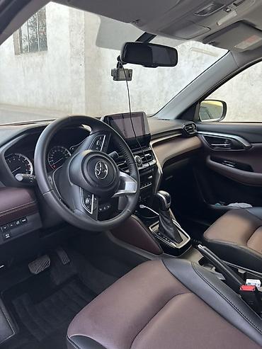 круз купить: Toyota Urban Cruiser: 2023 г., 1.5 л, Автомат, Гибрид, Кроссовер — 7
