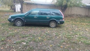 сивик мотор: Volkswagen Passat: 1994 г., 2 л, Механика, Бензин, Универсал