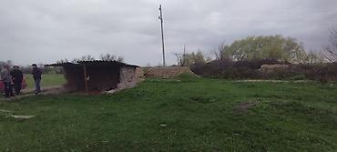 Кыймылсыз мүлк: Продаются земельный участок с домом. Дача находится 11 км от города — 9