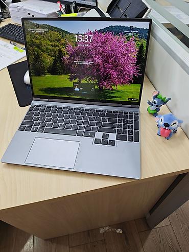 Ноутбук на базе AMD Ryzen 7 Ключевые особенности: - Экран с тонкими