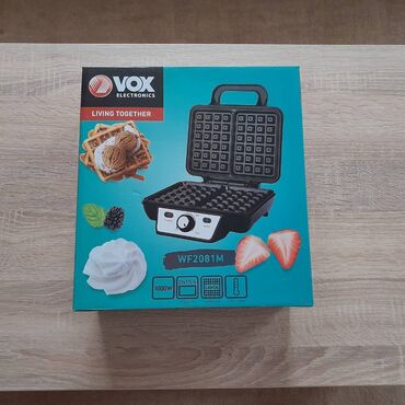 cena po: Nov VOX aparat za galete i waffle bakin kolač WF 2081M Nov VOX aparat