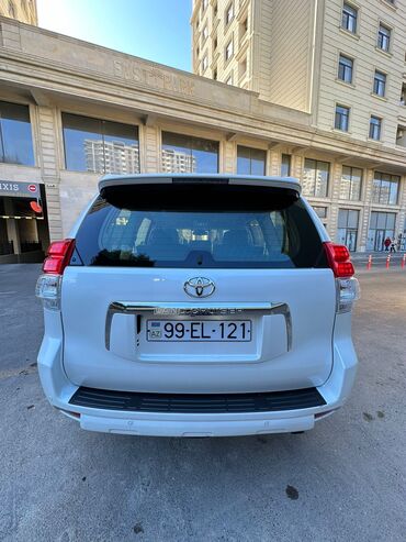 Toyota: Toyota Land Cruiser Prado: 4 l | 2013 il Ofrouder/SUV — 5